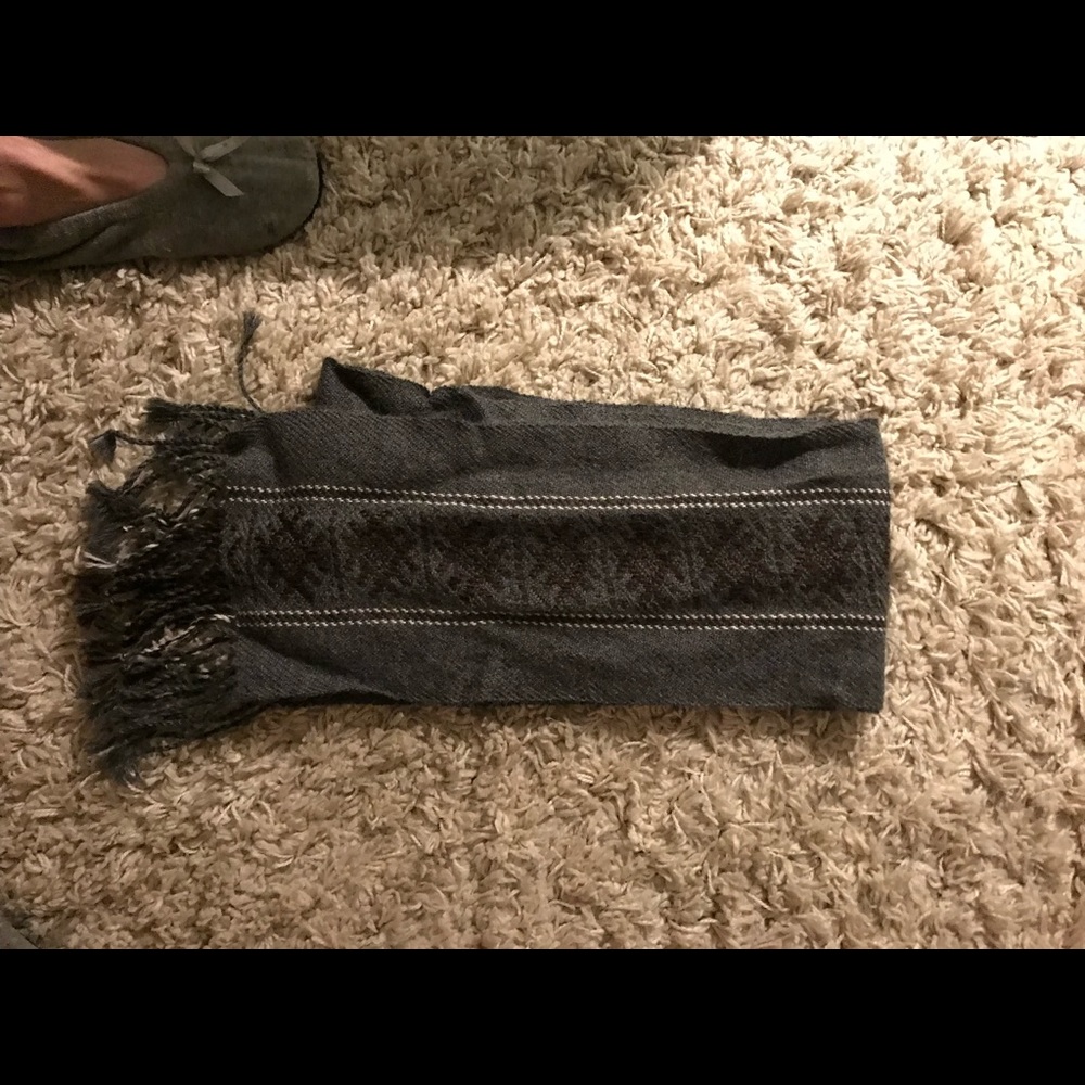 Alpagas scarf NWOT